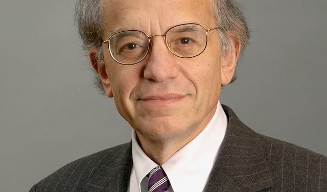 Jeremy Siegel Sees ‘A lot Quieter’ Yr for Shares in 2025