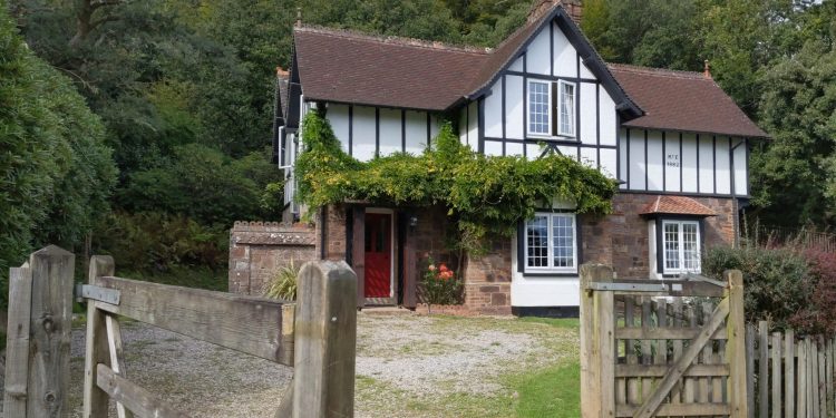 The right way to inform if a home is timber framed