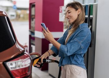 Allstate helps drivers save on rising gasoline costs with cell app and cash saving ideas